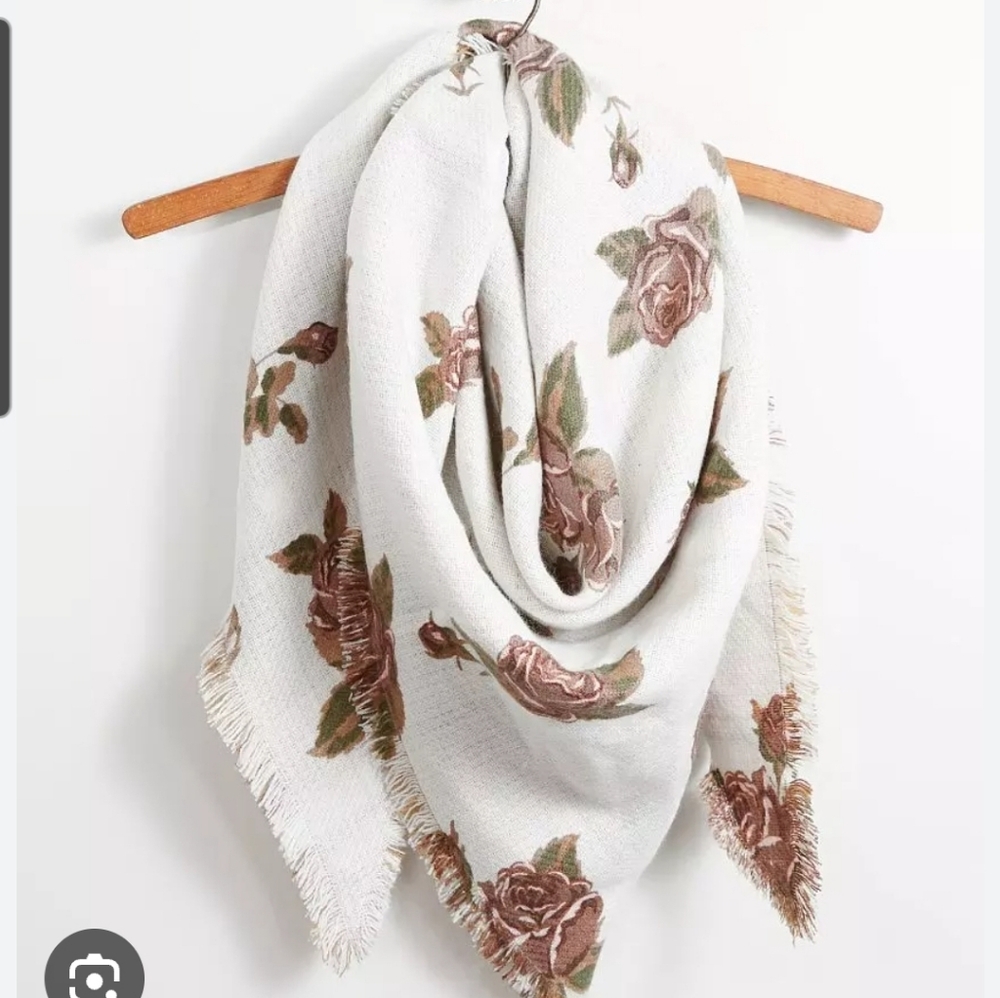 David And Young Scarf From Buckle Reversible Rose's, Plaid , 75" (L) X 35"(w)‎